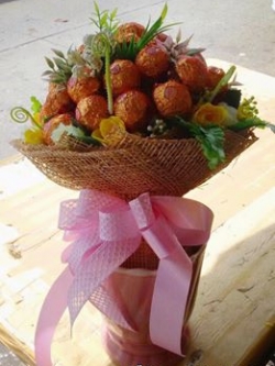 ช่อเฟอเรโร่ (Ferrero Rocher)