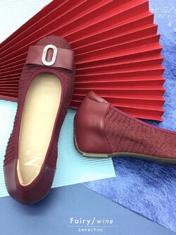 สินค้าลดราคาไม่รับเปลี่ยน คืนทุกกรณี ทรงปกติ Zenachoo รุ่น Fairy เสริมส้นด้านในสูง 1 นิ้วหัวมน รองเท้าหนังแกะแท้ หน้ากว้าง