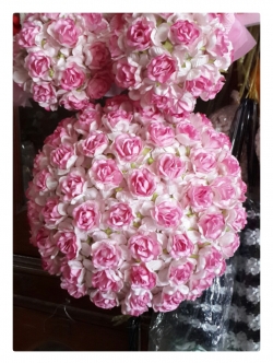 Flower Ball (ลูกบอลดอกไม้ผ้า สีชมพูอ่อน)