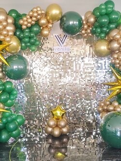 แบคดรอปตรีมเขียวทอง