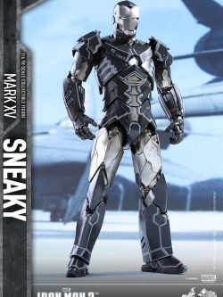 Hot Toys MMS348 IRON MAN 3 - SNEAKY (MARK XV)
