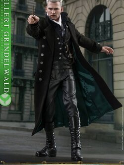 Hot Toys MMS513 FANTASTIC BEASTS: THE CRIMES OF GRINDELWALD - GELLERT GRINDELWALD