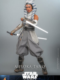 Hot Toys TMS118 1/6 Star Wars: Ahsoka™ - Ahsoka Tano™