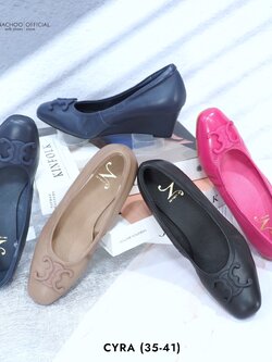 ทรงปกติ เปลี่ยนไซส์ได้-ไม่รับคืน Zenachoo รุ่นขายดี Cyra wedge ส้นเตารีดสูง 2นิ้ว รองเท้าหนังแกะแท้