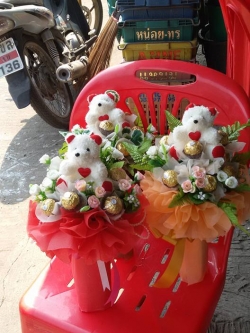 ช่อเฟอเรโร่ (Ferrero Rocher)