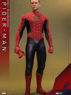 Hot Toys MMS661 1/6 Spider-Man: No Way Home - Friendly Neighborhood Spider-Man