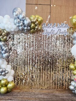 แบคดรอป shimmer wall gold