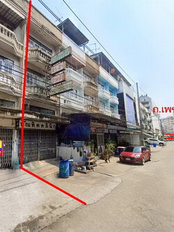 อาคารพาณิชย์ 3.5 ชั้น ซ.ธนาคารกสิกรและไทยพาณิชย์ อ้อมใหญ่ เยื้องบิ๊กซีอ้อมใหญ่ 18.1 ตร.ว. สามพราน นครปฐม ทำเลดี โครงสร้างแข็งแรง