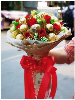 ช่อเฟอเรโร่ ผสมดอกไม้แห้ง