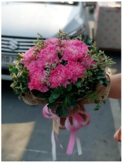 ช่อดอกคาร์เนชั่น สีชมพู