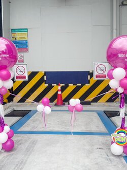 เสาลูกโป่งเปิดงานพร้อมริ้บบิ้นเปิดงาน