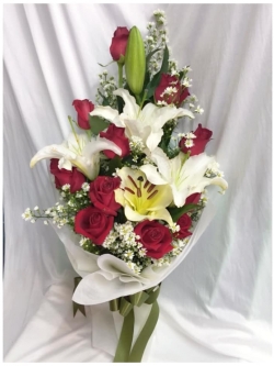 ช่อดอกไม้กุหลาบ ลิลลี่