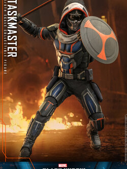 Hot Toys MMS602 1/6 Black Widow - Taskmaster