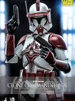 Hot Toys TMS103 1/6 Star Wars: The Clone Wars™ - Clone Commander Fox™