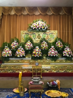 ดอกไม้หน้าศพ ชุด 9 กระถาง