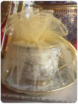 ของชำร่วย ถ้วยเบญจรงค์