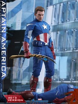 Hot Toys MMS563 Avengers: Endgame 1/6 Captain America (2012 Version)