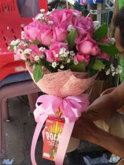 ช่อดอกกุหลาบ ดอกไม้สด