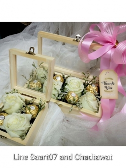 กล่องดอกไม้ ช็อคโกแลต (Flower Box)