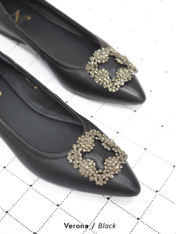 ทรงปกติ เปลี่ยนไซส์ได้ ไม่รับคืน Zenachoo รุ่น Verona เสริมด้านในสูง 1 นิ้ว หัวแหลม หนังแกะแท้