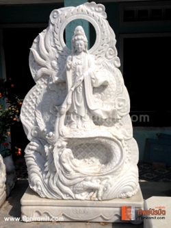 เจ้าแม่กวนอิมหินหยกขาว ปางยืนขี่มังกร 2.8 เมตร