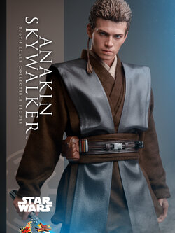 Hot Toys MMS677 1/6 Star Wars Episode II: Attack of the Clones™ - Anakin Skywalker