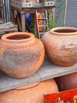 ตุ่มดินไทยโบราณ ทรงส้มแป้น ตุ่มแดงเก่า ขนาด15x13นิ้ว