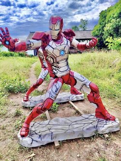 หุ่นไอร่อนแมน สูง2เมตร สำหรับต้อนรับแขก หุ่นโชว์ไอร่อนแมน