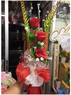 ช่อดอกกุหลาบแดงแห้ง วาเลนไทน์