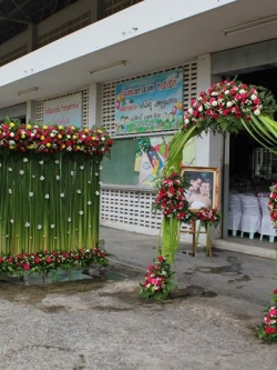 ซุ้มดอกไม้สดถ่ายรูป