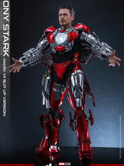 Hot Toys MMS718 1/6 The Avengers - Tony Stark (Mark VII Suit up Version)