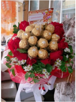 ช่อเฟอเรโร่ ดอกกุหลาบสด