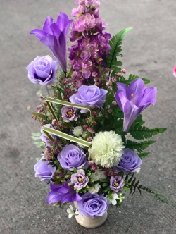 แจกันดอกไม้แสดงความยินดี