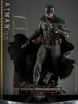 Hot Toys MMS732 1/6 Batman v Superman: Dawn of Justice - Batman (2.0) [Deluxe Version]