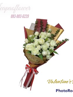 ช่อดอกกุหลาบขาว ทรงสูง (ดอกไม้ประดิษฐ์)