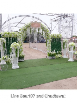 ฉากถ่ายรูปงานบวช ธีมงานขาวเขียว