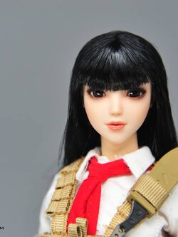Dolls'Oddsaga DH-001 / DH-002 Fighting Girl "Red Scarf" 1:6 Head Scuplt Presented by Technic Toys(R) 2 styles