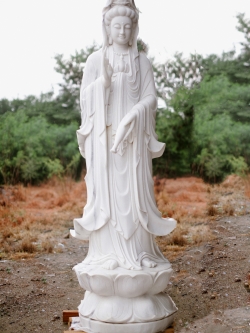 เจ้าแม่กวนอิมหินปางประทานพร 3 เมตร