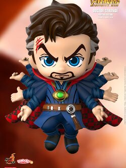Hot Toys COSB494 Avengers : Infinity War - Doctor Strange (Fighting Version)