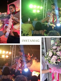 ช่อดอกไม้สด