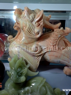 ปีเซียะสีส้มขนาด 30 เซน หินอ่อน