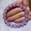 Kunzite คุนไซต์ หรือ คันไซต์ 10 มม อยากจะบอกว่ารักเธอ นำมาซึ่งความรักแบบไร้เงื่อนไข เหมาะมากสำหรับคนที่กำลังมีความรักแต่ไม่กล้าบอก พลังของหินจะช่วยสะท้อนความรู้สึกในใจของเราให้ฝ่ายตรงข้ามได้รับรู้โดยไม่ต้องเอ่ยปาก