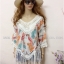 เสื้อสไตล์โบฮีเมียน พิมพ์ลายขนนก สีสดใส แต่งพู่ฟรุ้งฟริ้ง ทรงสวยน่ารัก ใส่สบายไม่ร้อน ใส่เดินเที่ยวชิวๆในวันสบายๆ