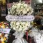 พวงหรีดพัดลม Hatari 16 นิ้ว ประดับดอกไม้สด