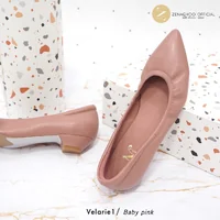 ทรงปกติ:เปลี่ยนไซส์ได้-ไม่รับคืน::Zenachoo รุ่นขายดี Velarie1 สูง 1นิ้ว สี Baby Pink รองเท้าหัวแหลมหนังแกะแท้