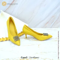 ทรงขายดี ใส่แล้วเท้าเพรียว ทรงปกติ เปลี่ยนไซส์ได้-ไม่รับคืน Zenachoo Cype2 สูง 2 นิ้ว รองเท้าหนังแกะแท้ ใส่สบายมาก ทรงขายดี ใส่แล้วเท้าเพรียว ทรงปกติ เปลี่ยนไซส์ได้-ไม่รับคืน Zenachoo Cype2 สูง 2 นิ้ว รองเท้าหนังแกะแท้ ใส่สบายมาก