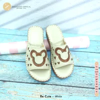 ทรงปกติ เปลี่ยนไซส์ได้-ไม่รับคืน Zenachoo รองเท้าสุขภาพ หนังแท้ทั้งคู่ รุ่น Be cute สูง 1.5 นิ้ว หน้าสวม รับประกันความนุ่มสบาย ทรงปกติ เปลี่ยนไซส์ได้-ไม่รับคืน Zenachoo รองเท้าสุขภาพ หนังแท้ทั้งคู่ รุ่น Be cute สูง 1.5 นิ้ว หน้าสวม รับประกันความนุ่มสบาย