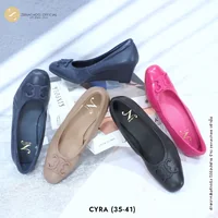 ทรงปกติ เปลี่ยนไซส์ได้-ไม่รับคืน Zenachoo รุ่นขายดี Cyra wedge ส้นเตารีดสูง 2นิ้ว รองเท้าหนังแกะแท้ ทรงปกติ เปลี่ยนไซส์ได้-ไม่รับคืน Zenachoo รุ่นขายดี Cyra wedge ส้นเตารีดสูง 2นิ้ว รองเท้าหนังแกะแท้