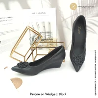 ทรงเตารีด ที่ใส่สบายที่สุดทรงปกติ:เปลี่ยนไซส์ได้-ไม่รับคืน Zenachoo Pavone Wedge สูง 2 นิ้ว รองเท้าหนังแกะแท้ ใส่สบายมาก ทรงเตารีด ที่ใส่สบายที่สุดทรงปกติ:เปลี่ยนไซส์ได้-ไม่รับคืน Zenachoo Pavone Wedge สูง 2 นิ้ว รองเท้าหนังแกะแท้ ใส่สบายมาก