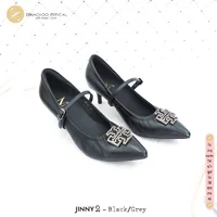 ทรงปกติ เปลี่ยนไซซ์ได้ ไม่รับคืนสินค้า Zenachoo รองเท้าหนังแกะแท้ รุ่น Jinny2 สูง 2 นิ้ว ทรงสวยมาก